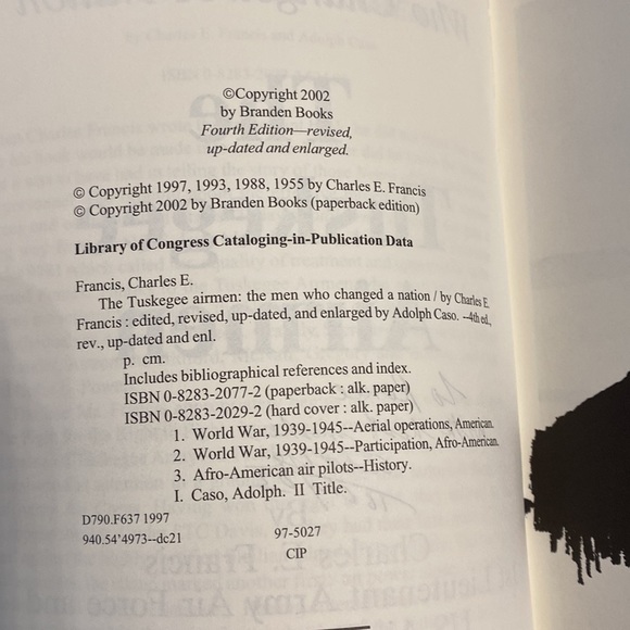SIGNED 4th Edition The Tuskegee Airmen The Men Who Changed A Nation (paperback) - Picture 3 of 8